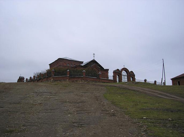 К сожалению, сегодня церковь находится в плачевном состоянии