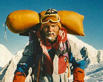 Владимир Балыбердин- первый из пройденных по наиболее сложному на Эверест маршрутов
