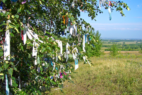 Горы-останцы. Сусактау. Долина реки Дема